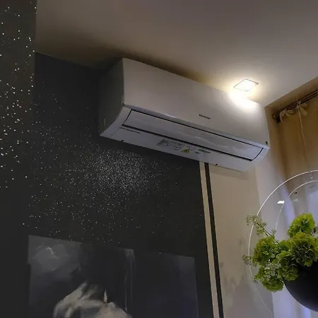 Spazioso In Centro Fino A 8 Posti Apartment Alba (Piedmont)
