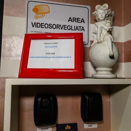 Spazioso In Centro Fino A 8 Posti * 阿尔巴