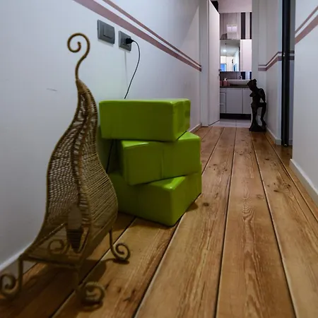 Apartment Spazioso In Centro Fino A 8 Posti *